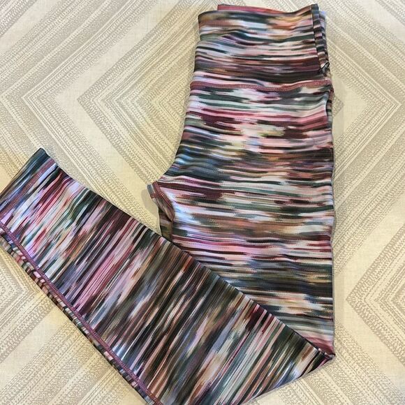 WITH (Wear it to Heart) Reversible Colored Striped & Pinkish Camouflage Leggings - Picture 1 of 6